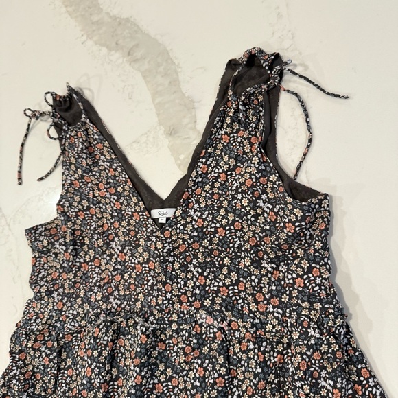 Rails Janelle Floral VNeck Tiered Mini Dress Womens Medium GrayMulti Relaxed Fit - Picture 10 of 14